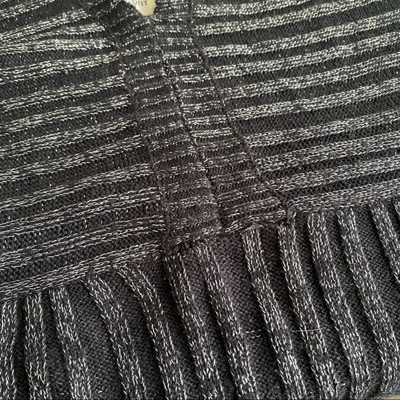 Caren Sport Bat Wing Baby Doll Metallic Ribbed Sweater - Picture 12 of 12